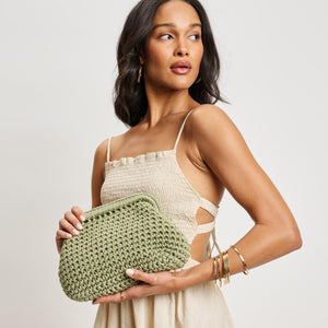 Anastasia Clutch