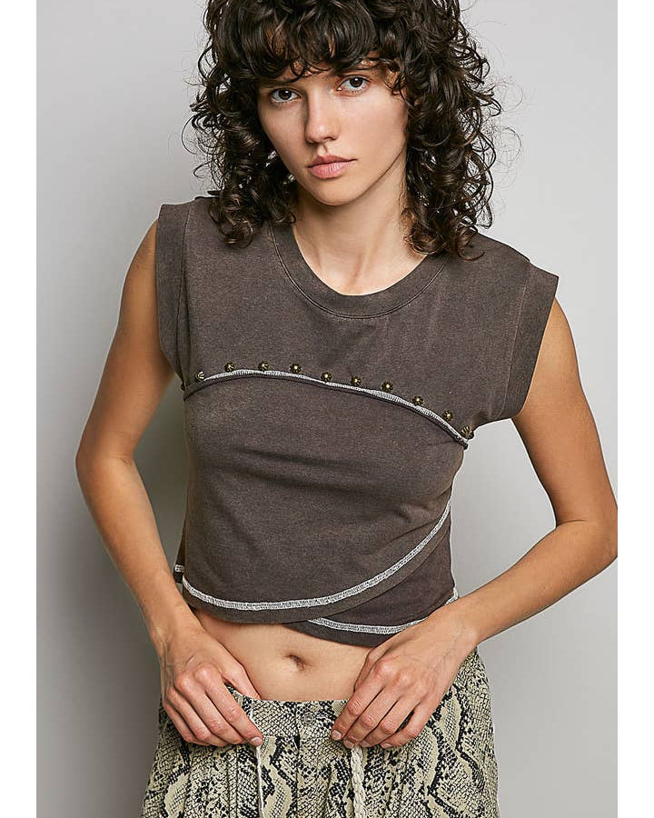 Slim Fit Round Neck Outseam Overlock Stud Cotton Jersey Top