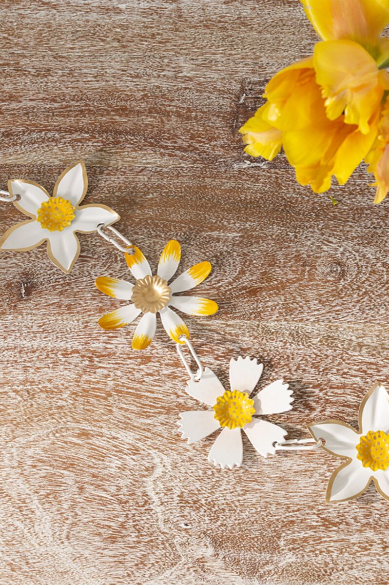 Daisy Garland