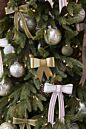 Perfect Bow Ornament