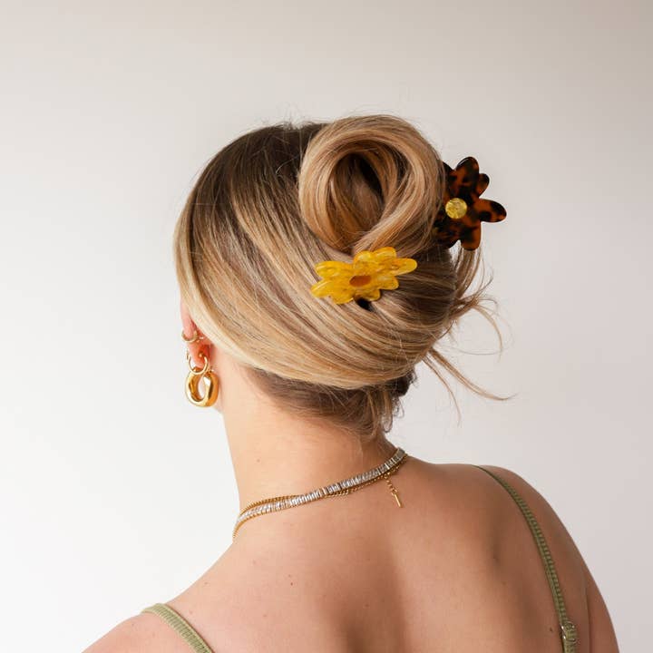 Flower French Pins ( 3 Colors )