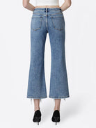 Mid Rise Medium Wash Crop Vintage Flare Jeans F9127