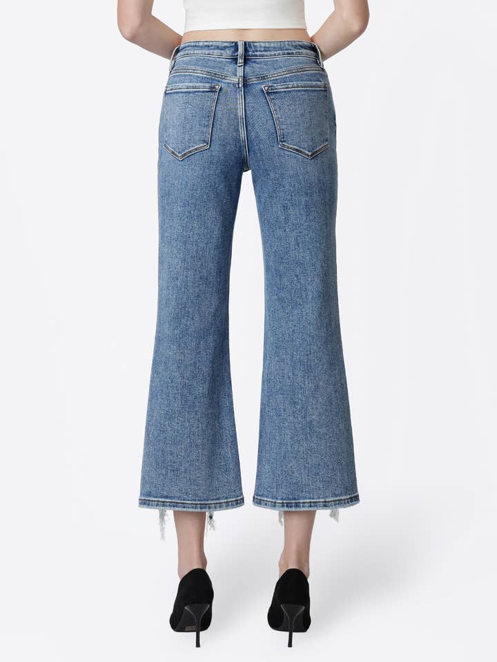 Mid Rise Medium Wash Crop Vintage Flare Jeans F9127