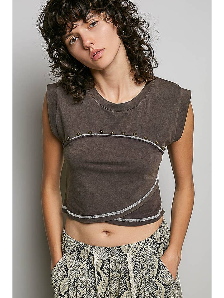 Slim Fit Round Neck Outseam Overlock Stud Cotton Jersey Top